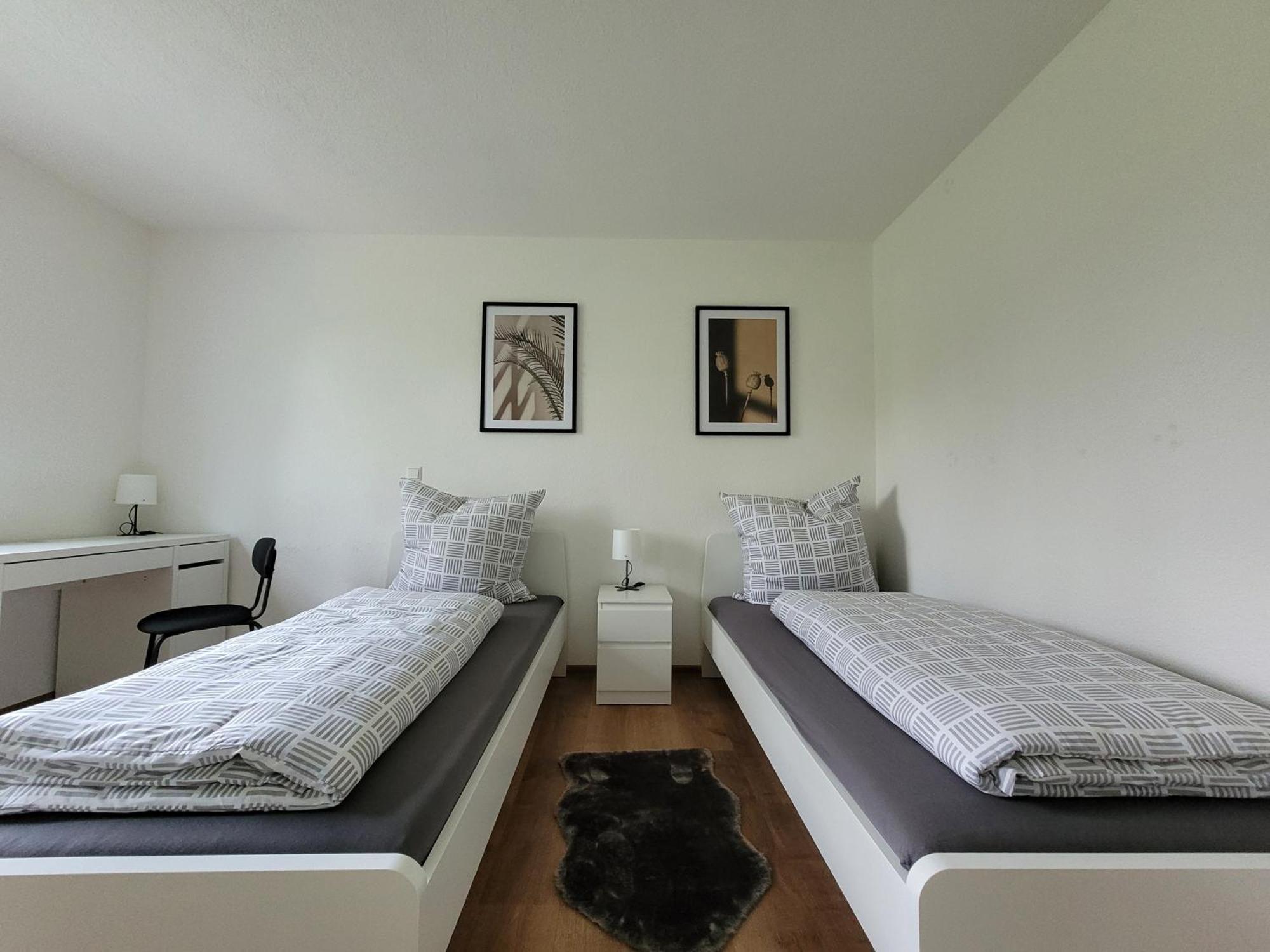 Living Flat, Eine Wohnung Mit Zwei Schlafzimmern Und Balkon Шорндорф Екстериор снимка